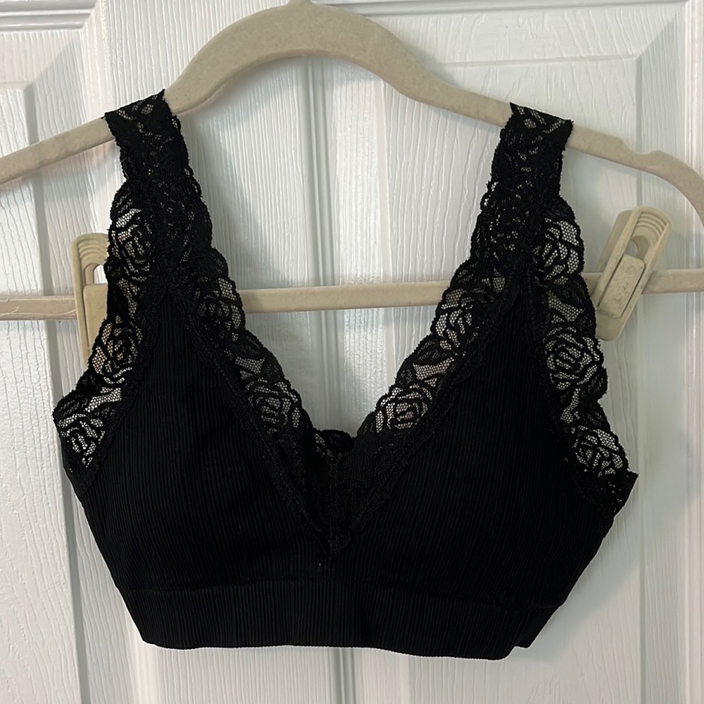 Pink Victoria’s Secret bralette